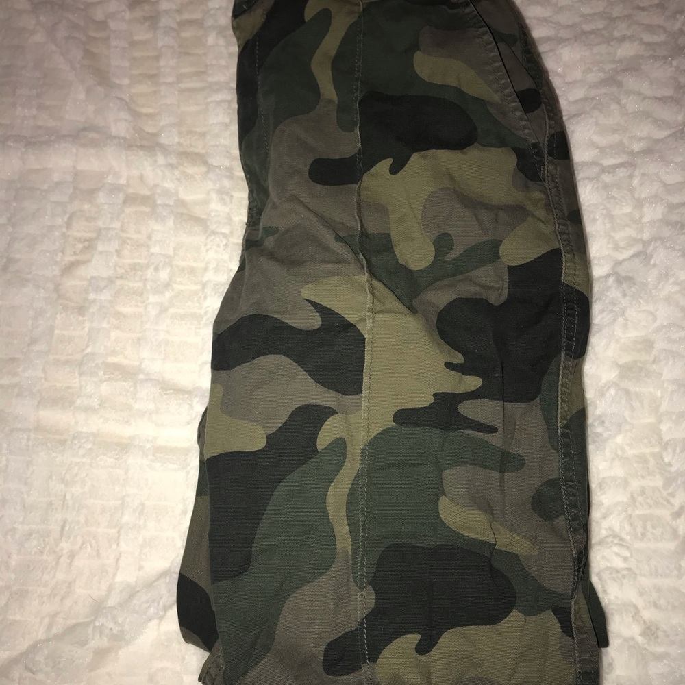Hollister camo joggers